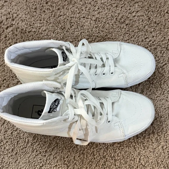 Vans - Picture 2 of 5